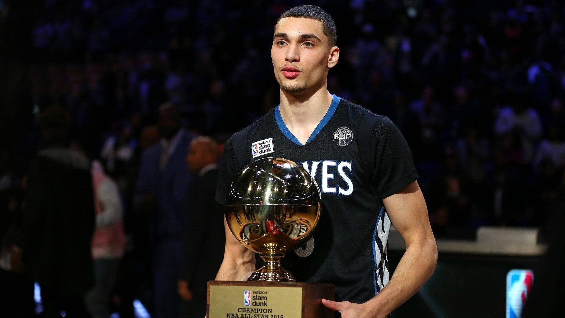 英格拉姆存在感拉满,老鹰展翅擒热火