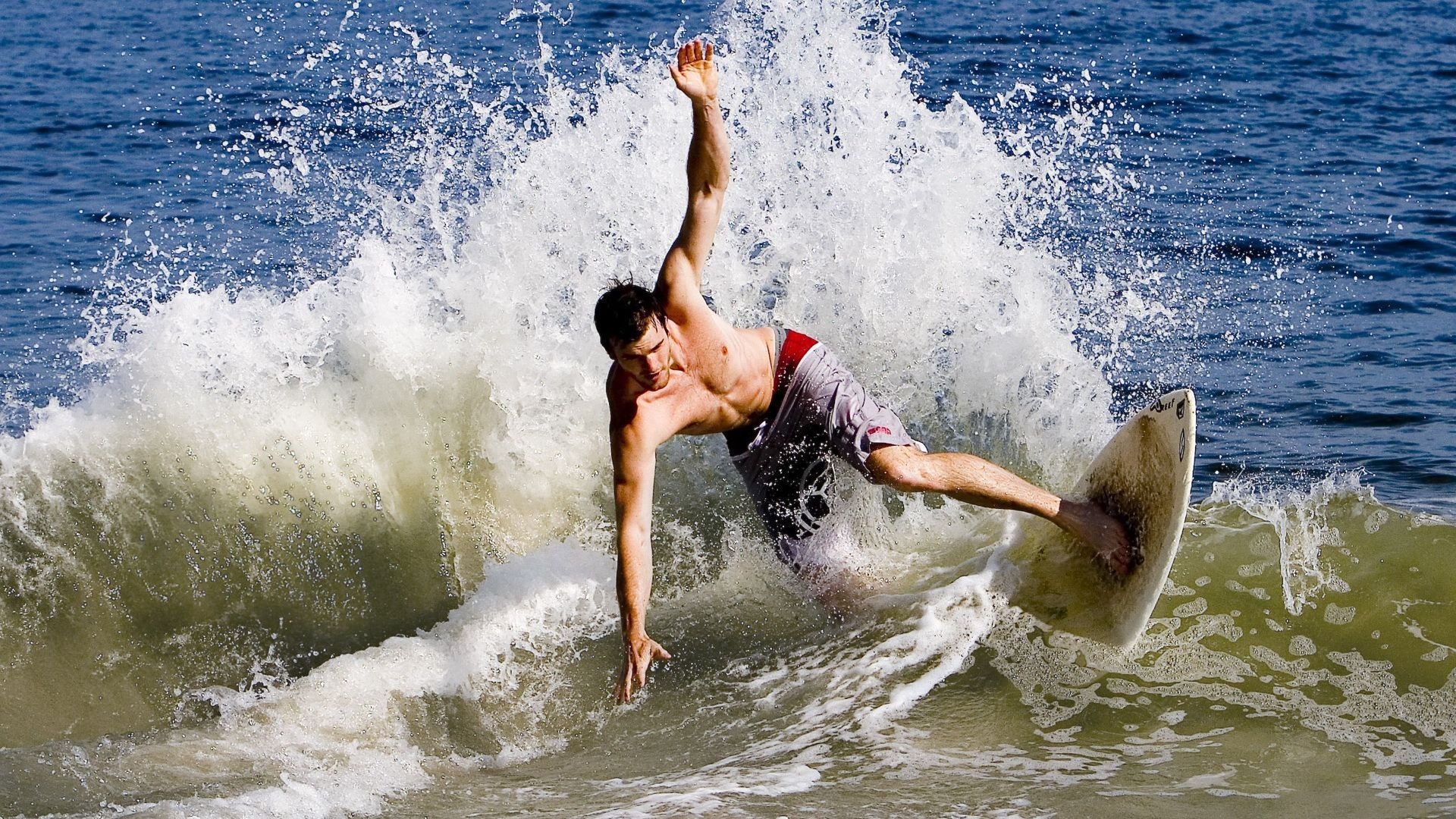 骑士末节带走火箭，莫兰特成为关键先生