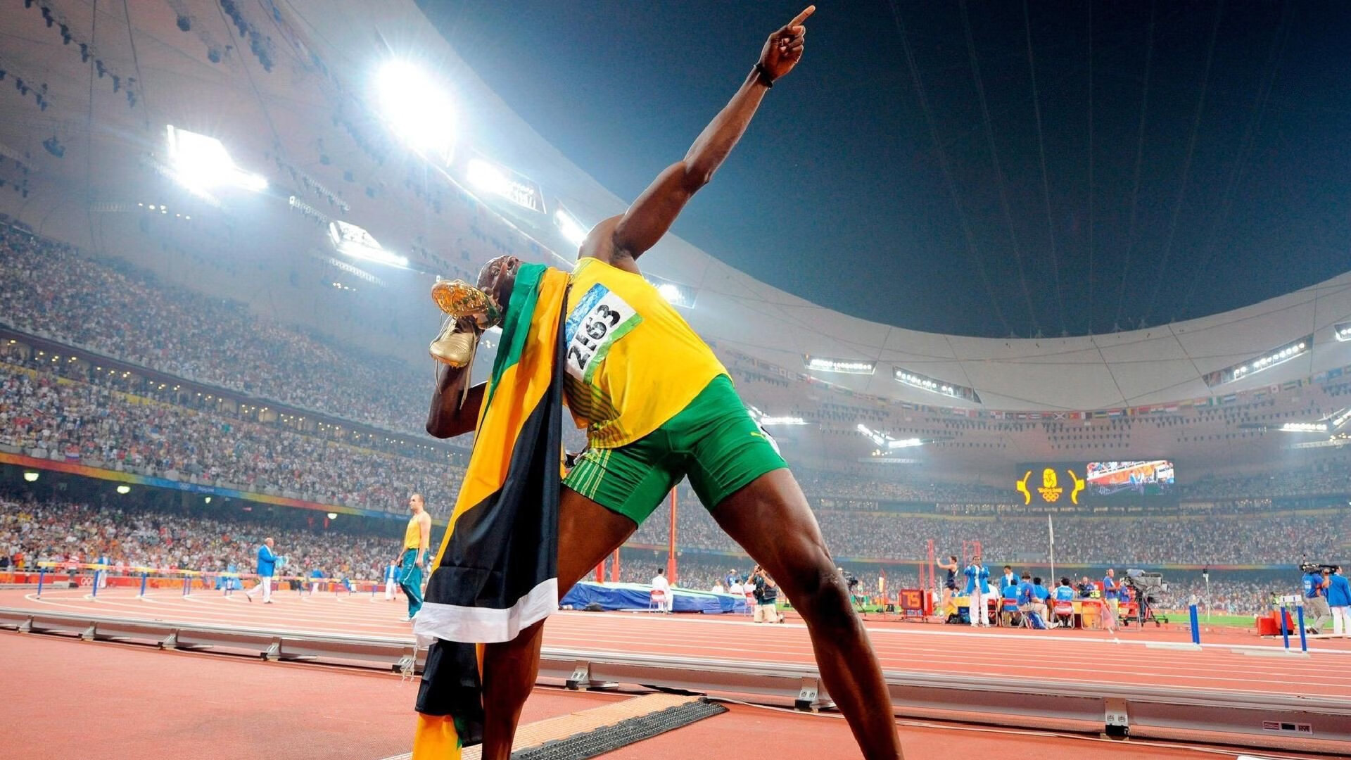 基米希中场魔术师，AC米兰力克瑞士劲旅展现欧冠底蕴