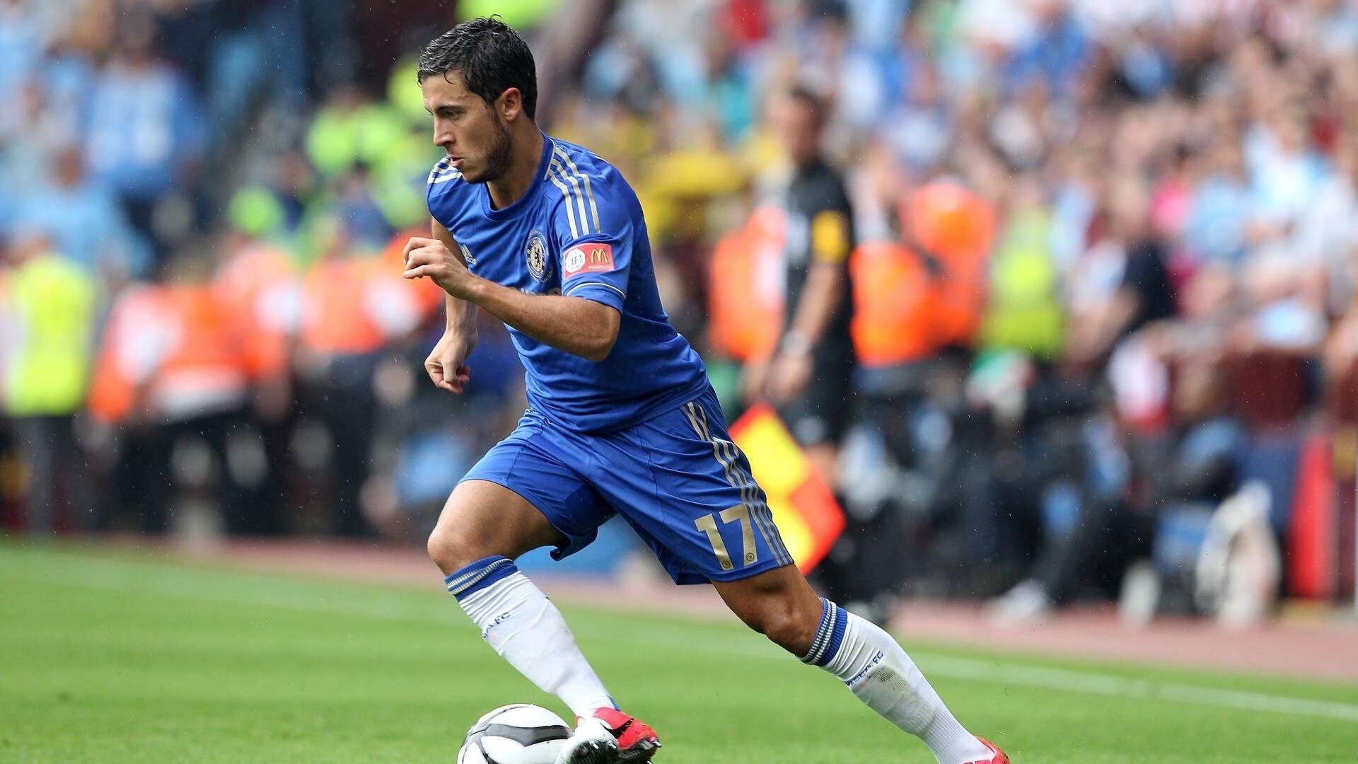 赛道风云，雷诺逆袭，维斯塔潘点燃赛场